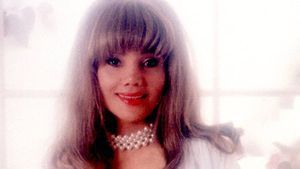 Karen de la Carriere—Not Your Typical Loving Daughter